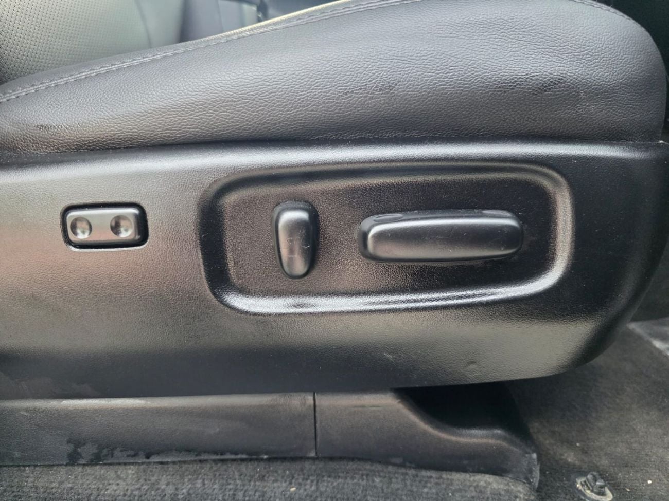 Toyota Prado 2019 | 2.8L DIESEL | AT | RHD | PUSH START ENGINE | SUNROOF | ELECTRIC SEAT