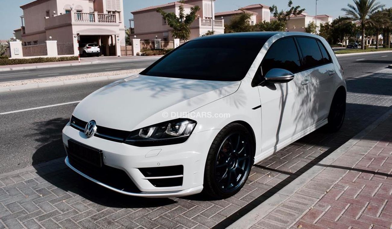 فولكس واجن جولف R 4 Motion