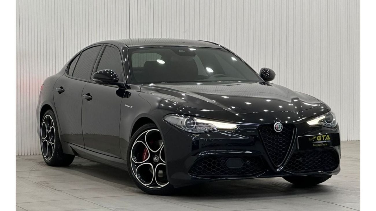 ألفا روميو جوليا 2023 Alfa Romeo Giulia Veloce Q2, 2028 Agency Warranty + Service Contract, GCC