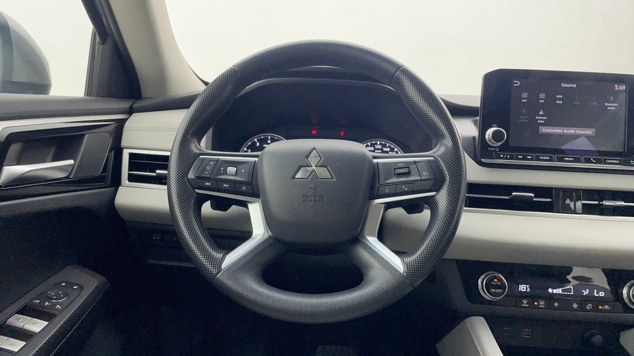 Mitsubishi Outlander 2.5L GLX Mid Line 2023 GLX MID LINE | AED 1049/Month | 0 DP | 30 Day Return | Warranty | Service His