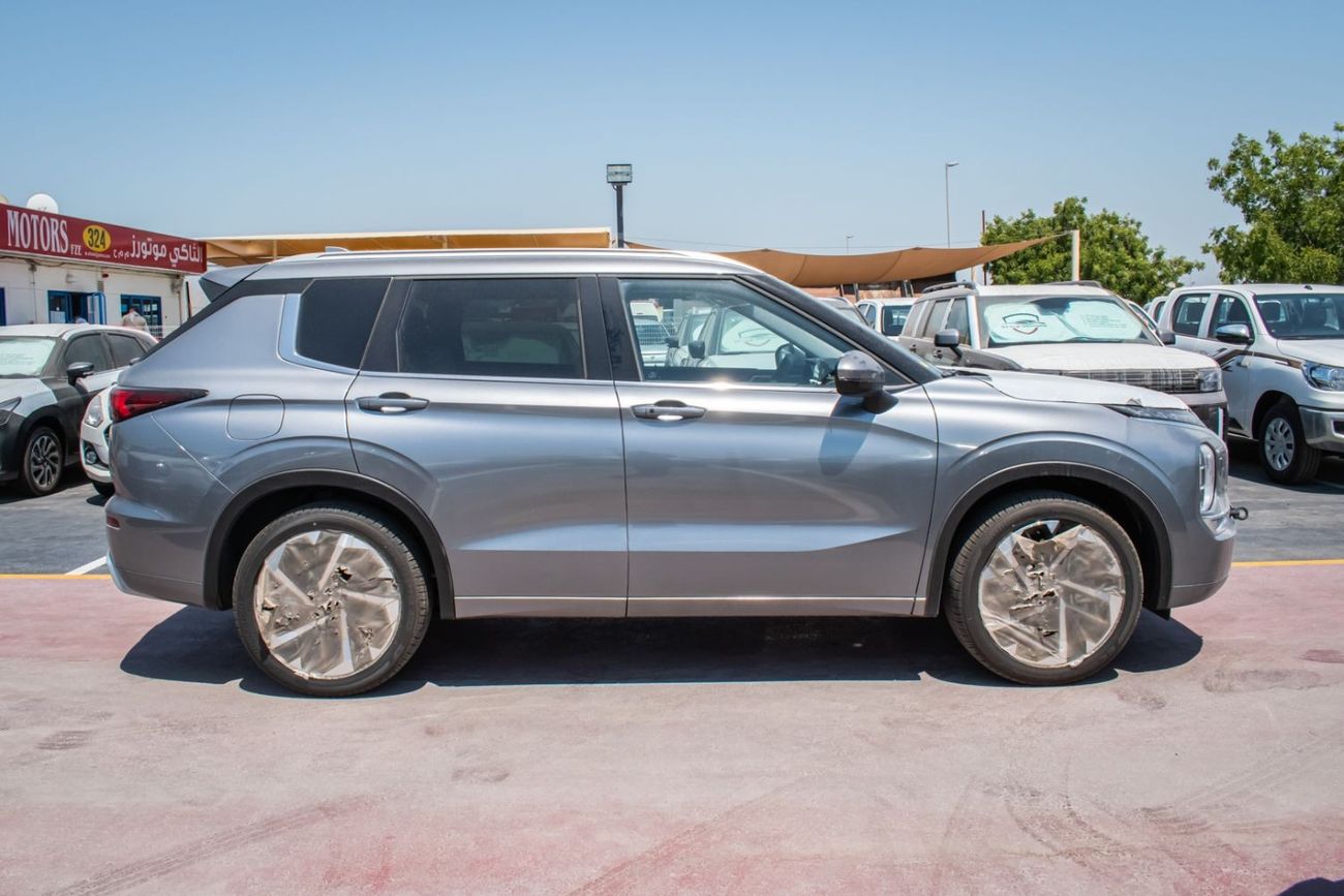 Mitsubishi Outlander Mitsubishi Outlander Brand New Mitsubishi Outlander Medium Line OUTLANDER-ML-24 2.5L Petrol