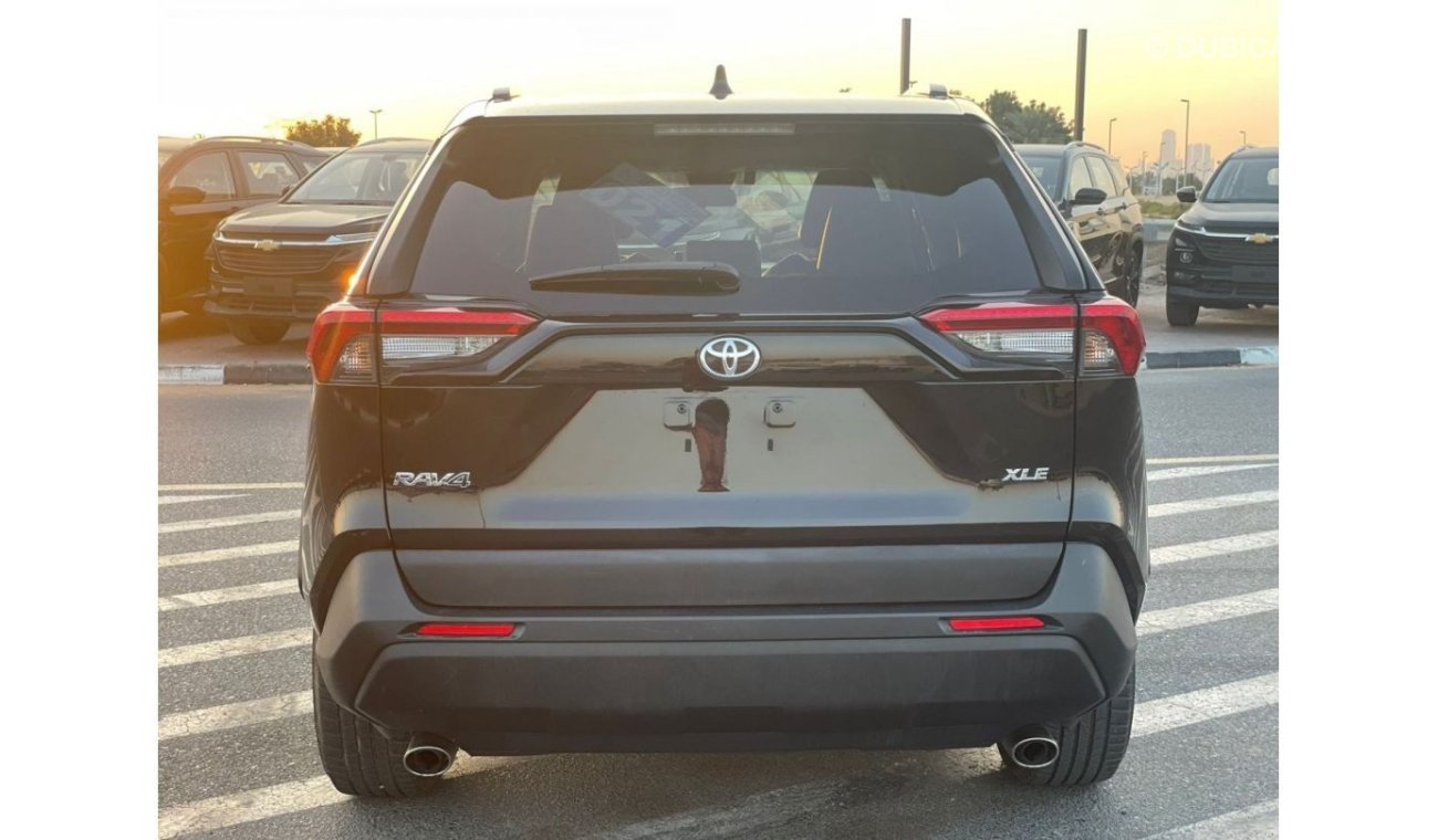 تويوتا راف ٤ 2021 Toyota RAV4 XLE Premium Full Option+ 2.5L V4 -  With Radar / UAE PASS