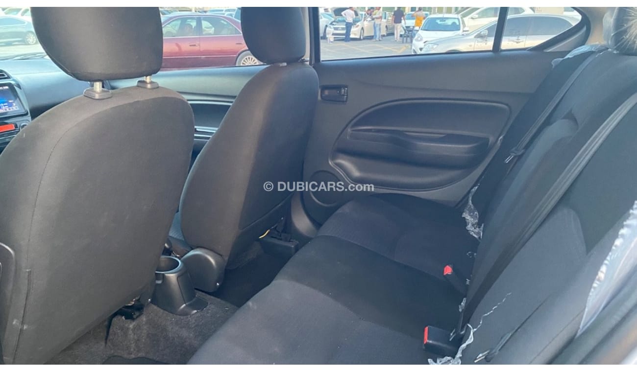 ميتسوبيشي ميراج GLX بريميوم