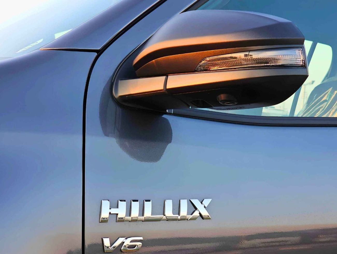 تويوتا هيلوكس ADVENTURE |  4.0L V6 PETROL | 360 CAMERA | 18 AWHEELS WITH ROLL BAR | AUTO A.C (CODE # HPV6AF)