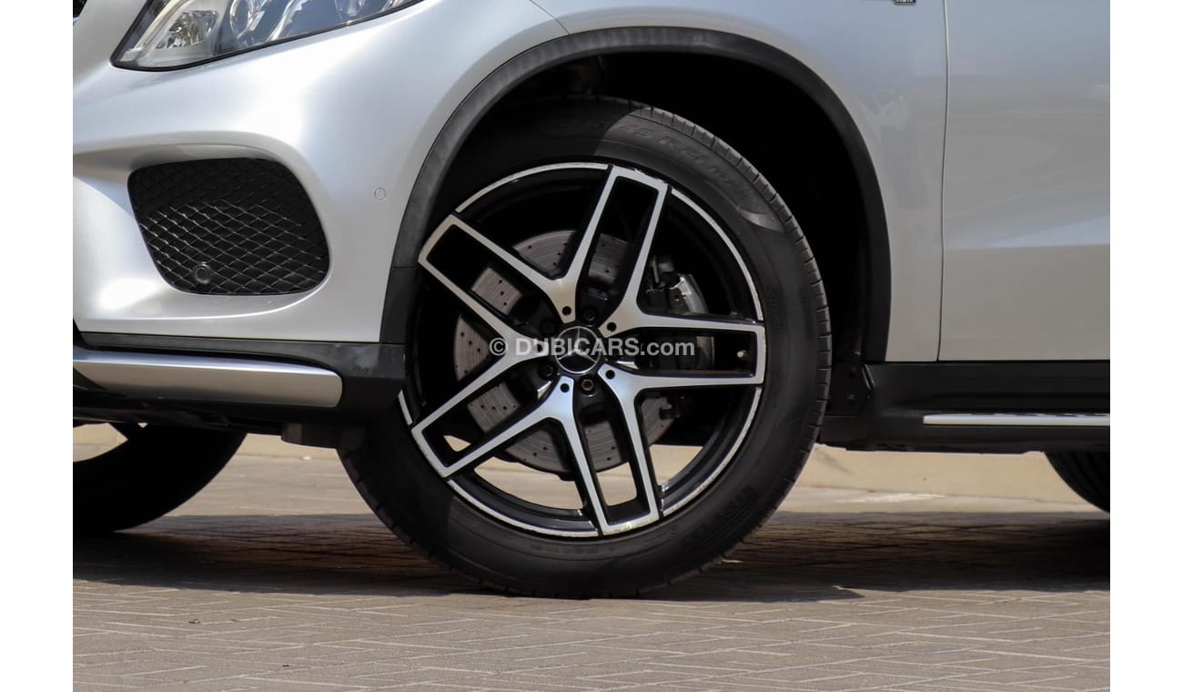 مرسيدس بنز GLE 43 AMG C292