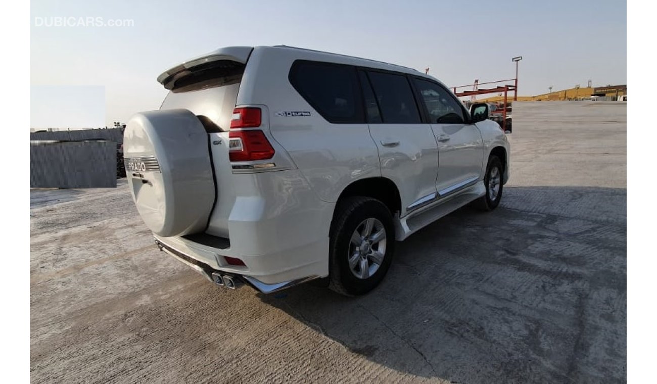 تويوتا برادو diesel auto gear 3.0L right hand drive excellent condition