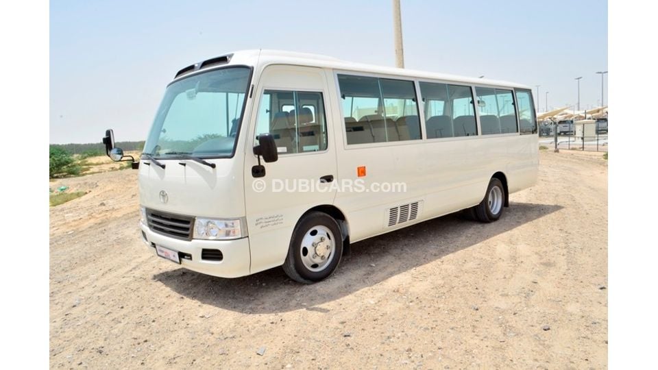 Used Toyota Coaster 30 SEATER BUS GCC SPECS 2015 for sale in Dubai 106474