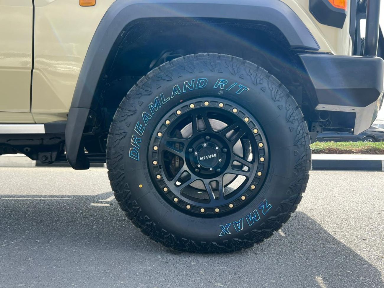 Toyota Land Cruiser Pick Up The Toyota Land Cruiser Pickup (LC79) is a legendary, rugged 4x4 workhorse known for extreme durabil