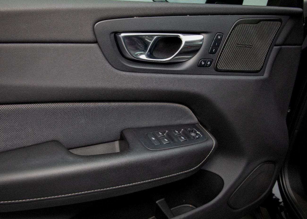 Volvo XC60 B5 R Design 2.0L