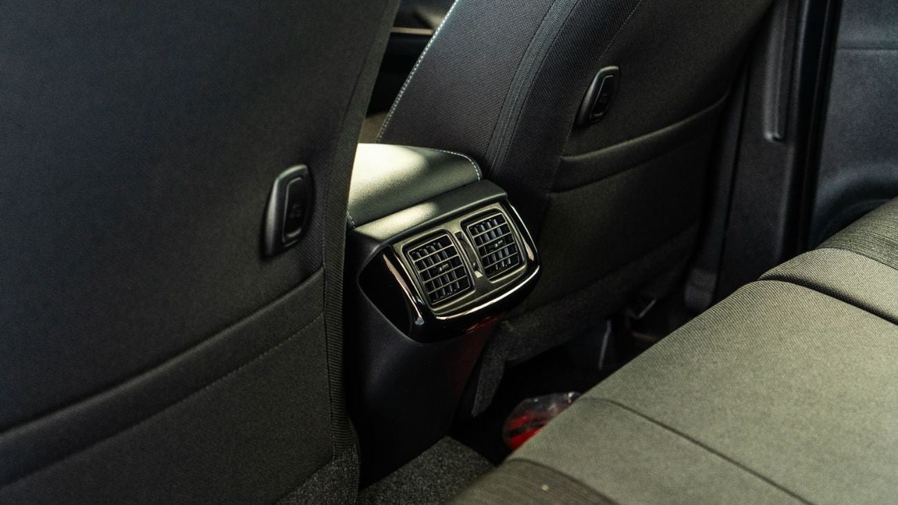 تويوتا هيلوكس ADVENTURE | D/C | 4WD | 4.0 | A/T | 2025