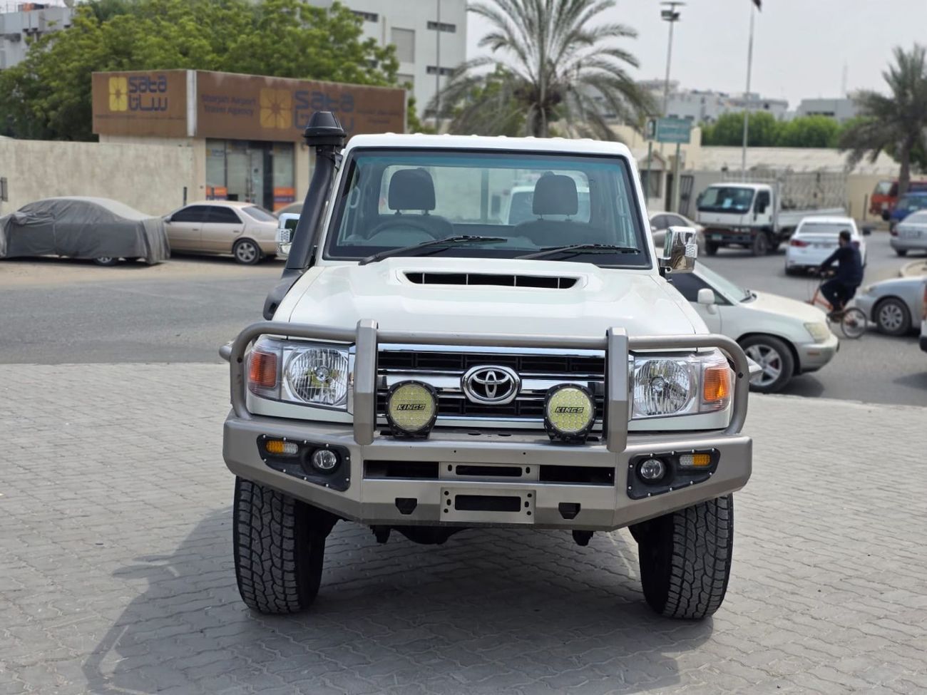 تويوتا لاند كروزر بيك آب TOYOTA LAND CRUISER PICK UP  DIESEL RHD