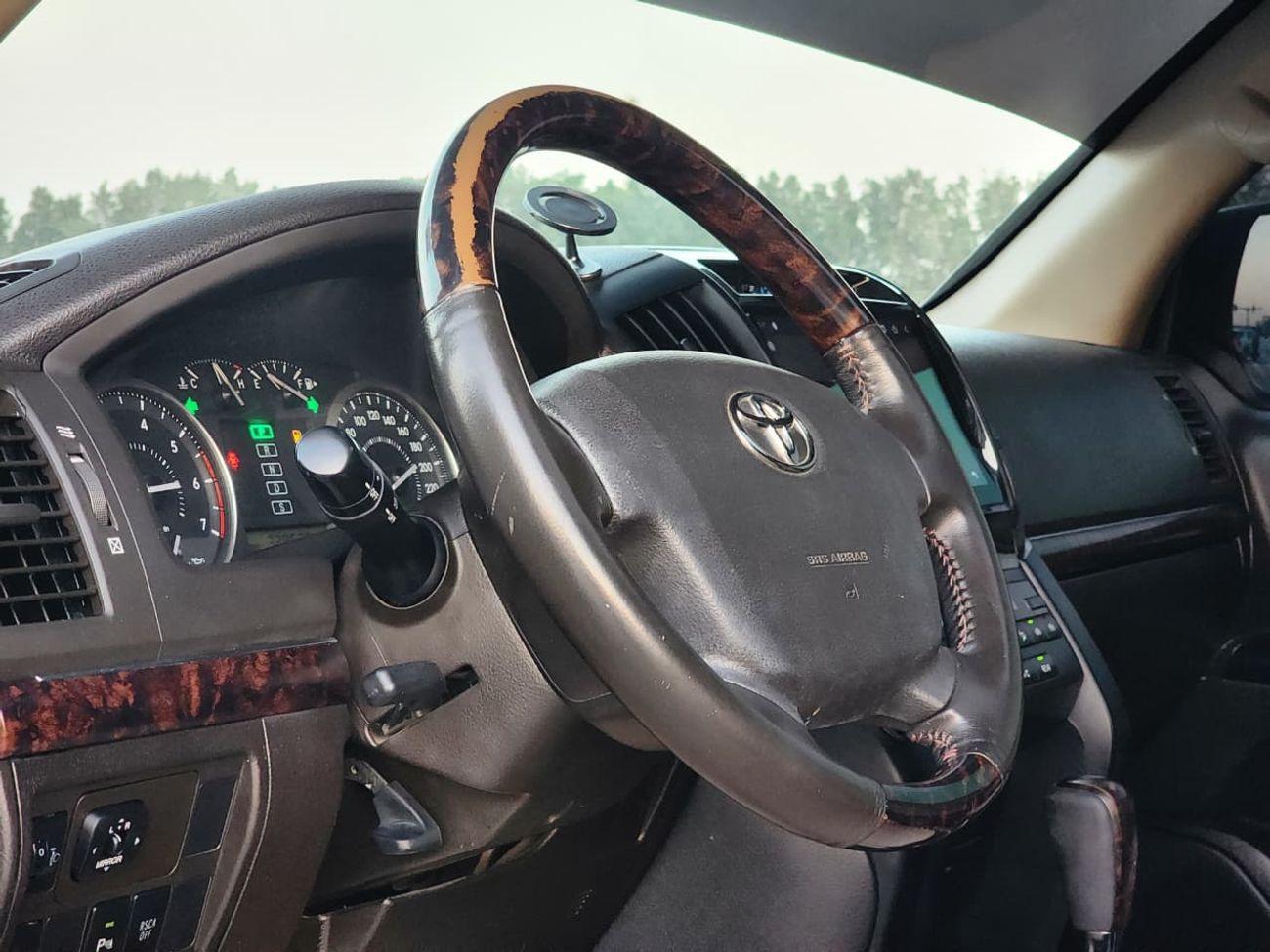 Toyota Land Cruiser GXR V6