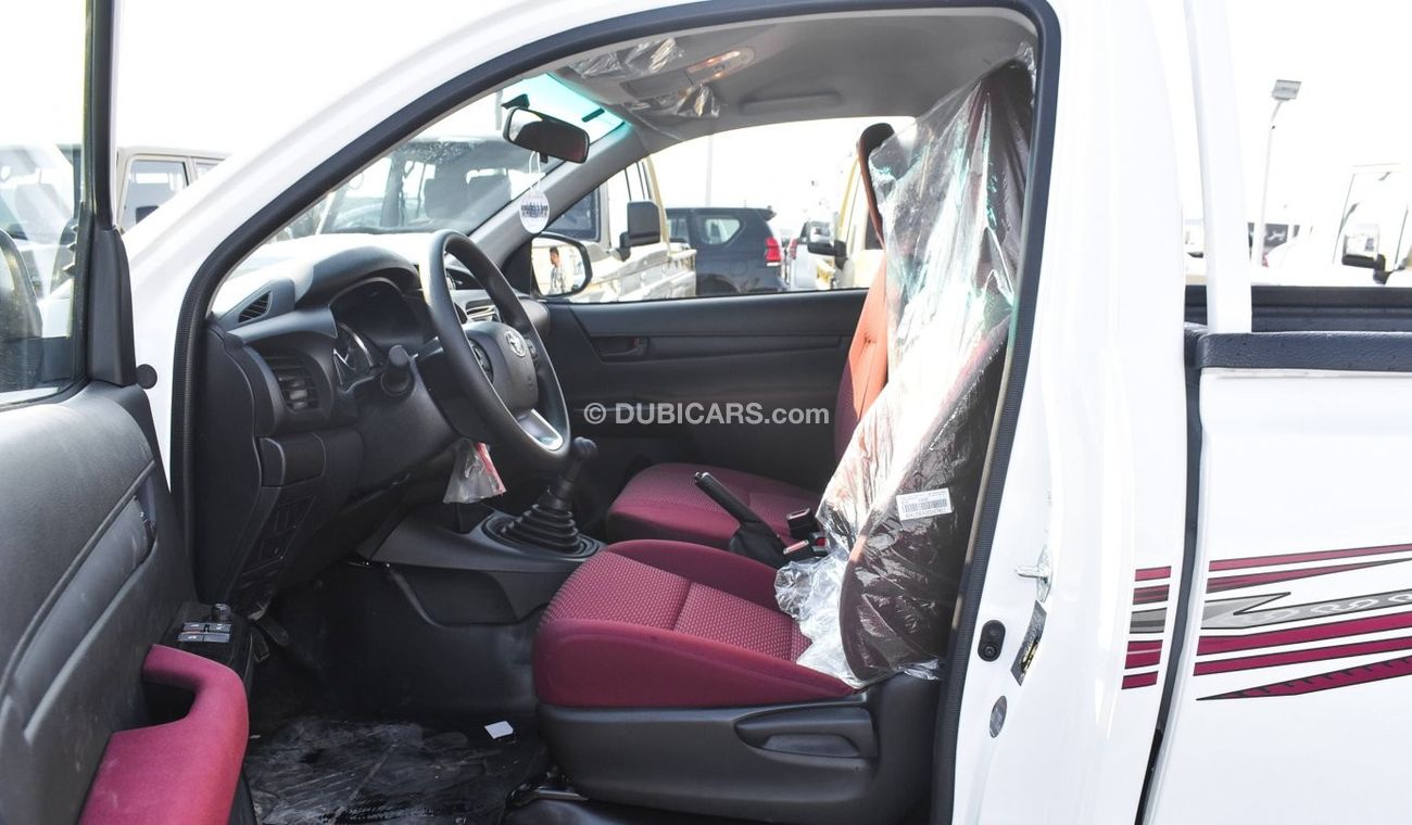 Toyota Hilux GLX 2.7L RWD