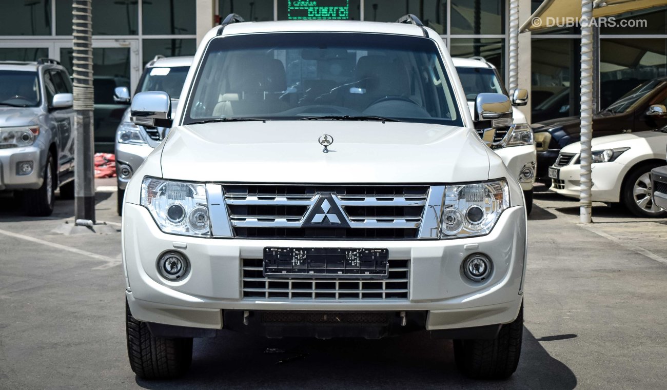 Mitsubishi Pajero GLS V6