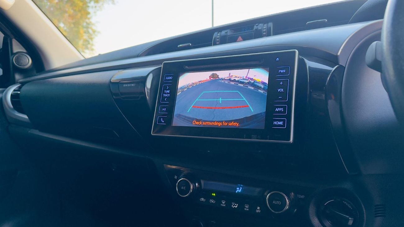 Toyota Hilux OFF-ROAD MODIFIED | 2.8L DIESEL ENGINE | RHD | 2018