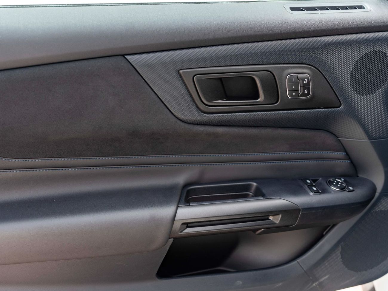 فورد موستانج DARK HORSE 5.0 (500HP) A/T