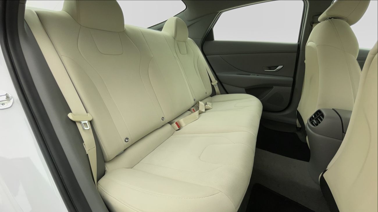 Hyundai Elantra SMART 1.6 | Zero Down Payment | Home Test Drive