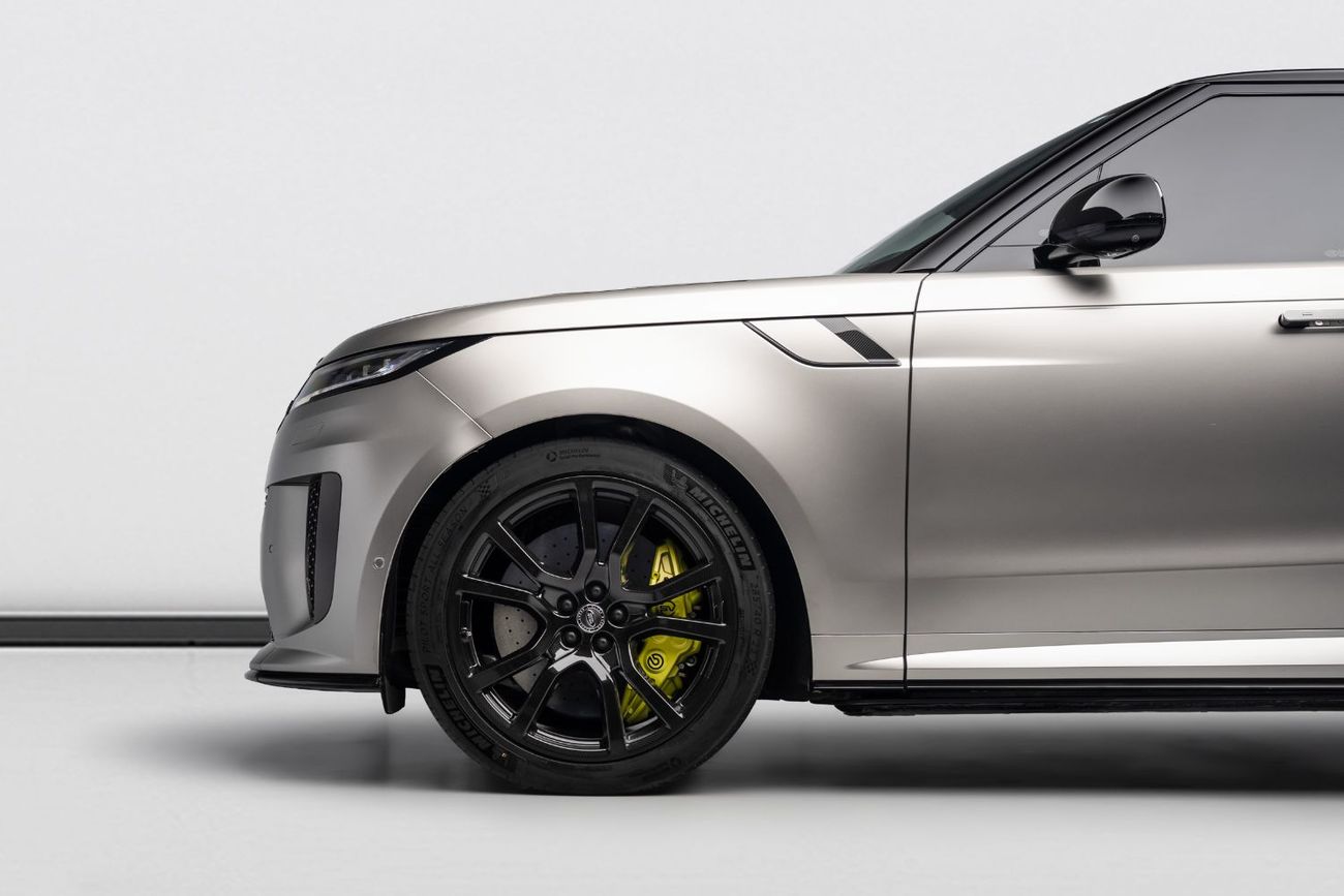 Land Rover Range Rover Sport SV EDITION ONE BUY NOW, PAY 2027 | THE BLACKLINE STANDARD | Al Tayer Warranty + Service Contract, Full Carbon, GCC