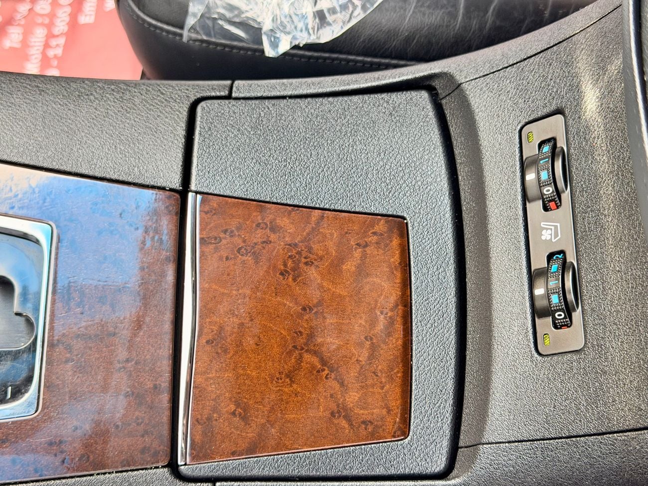 لكزس ES 350 Toyota Lexus ES350 - Model 2012 - Japan Specs Low Kilometres- Urgent Sale