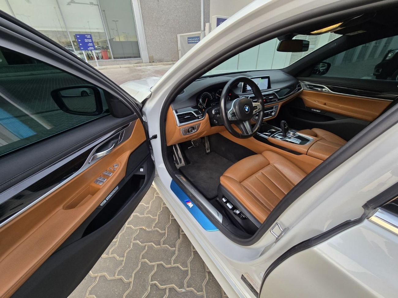 BMW 730Li Exclusive 2.0L BMW 730LI 2018 GCC ACCIDENT FREE // PERFECT CONDITION IN SIDE OUT SIDE