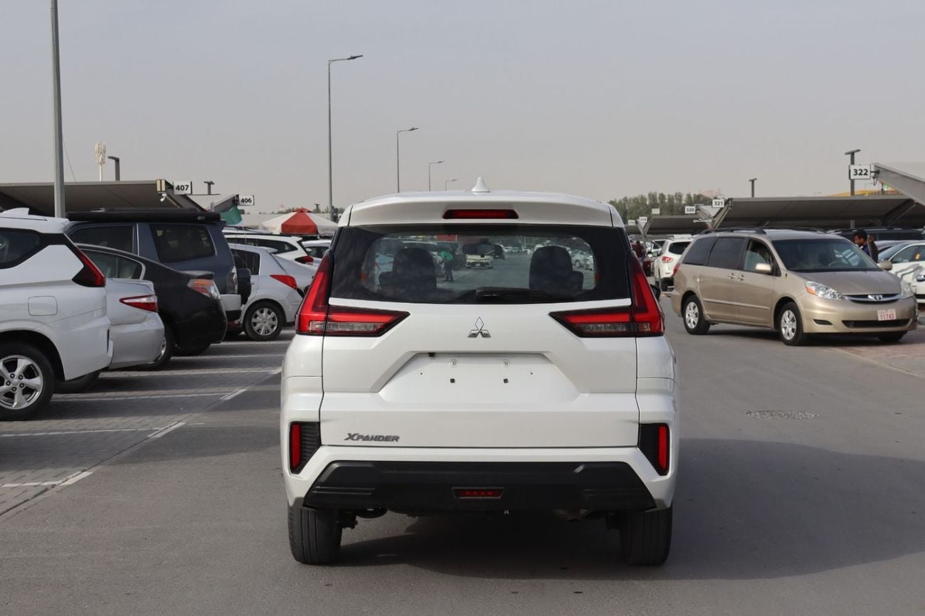 ميتسوبيشي إكسباندر ميتسوبيشى إكسبندر- خليجى - 2023 - بدون حوادث -  -محرك 1.5-عدد7 مقاعد- بحاله ممتازه