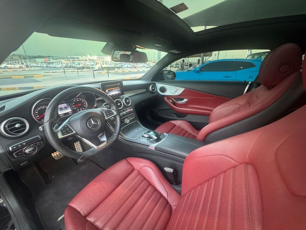 مرسيدس بنز C 200 كوبيه FULL OPTION 4V GCC