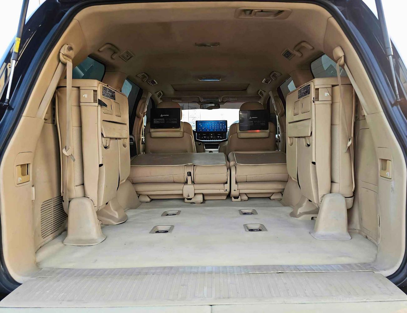 Toyota Land Cruiser GXR/ V6 4.0L / SUNROOF/ 360* CAMERA/ 2022 SHAPE/ EXPORT ONLY/ LOT # 81656