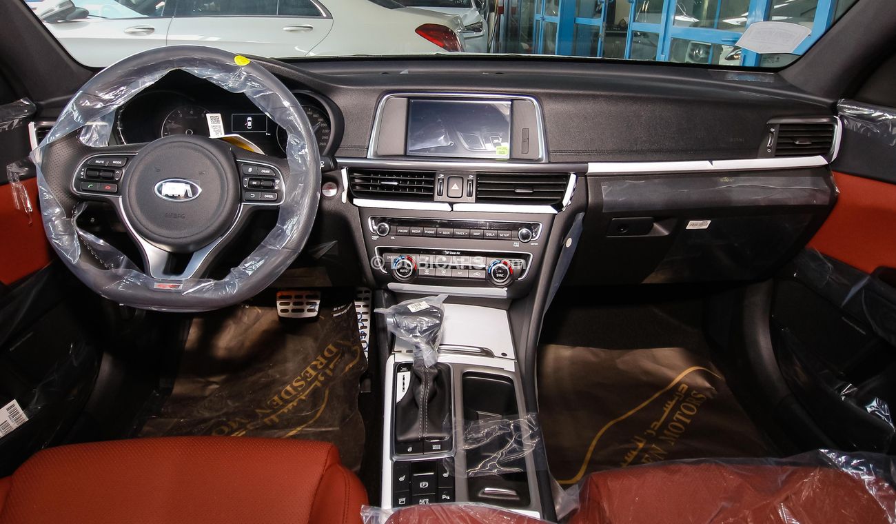 New Kia Optima GT Line 2017 for sale in Dubai 92983