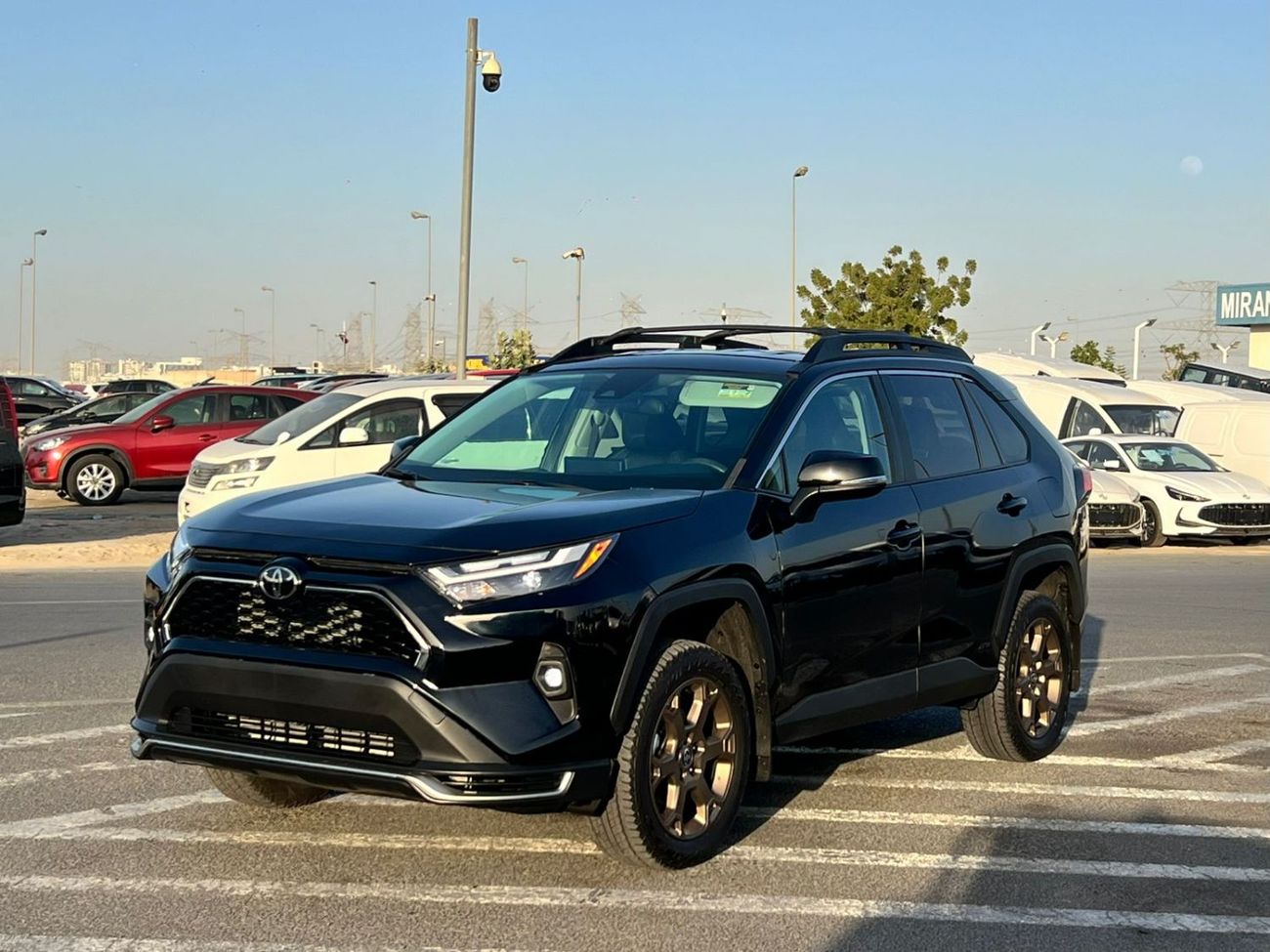 تويوتا راف ٤ 2023 Toyota RAV4 Hybrid Wood Land Edition 2.5L V4 - AWD 4x4 - Rear Camera - Leather Seats
