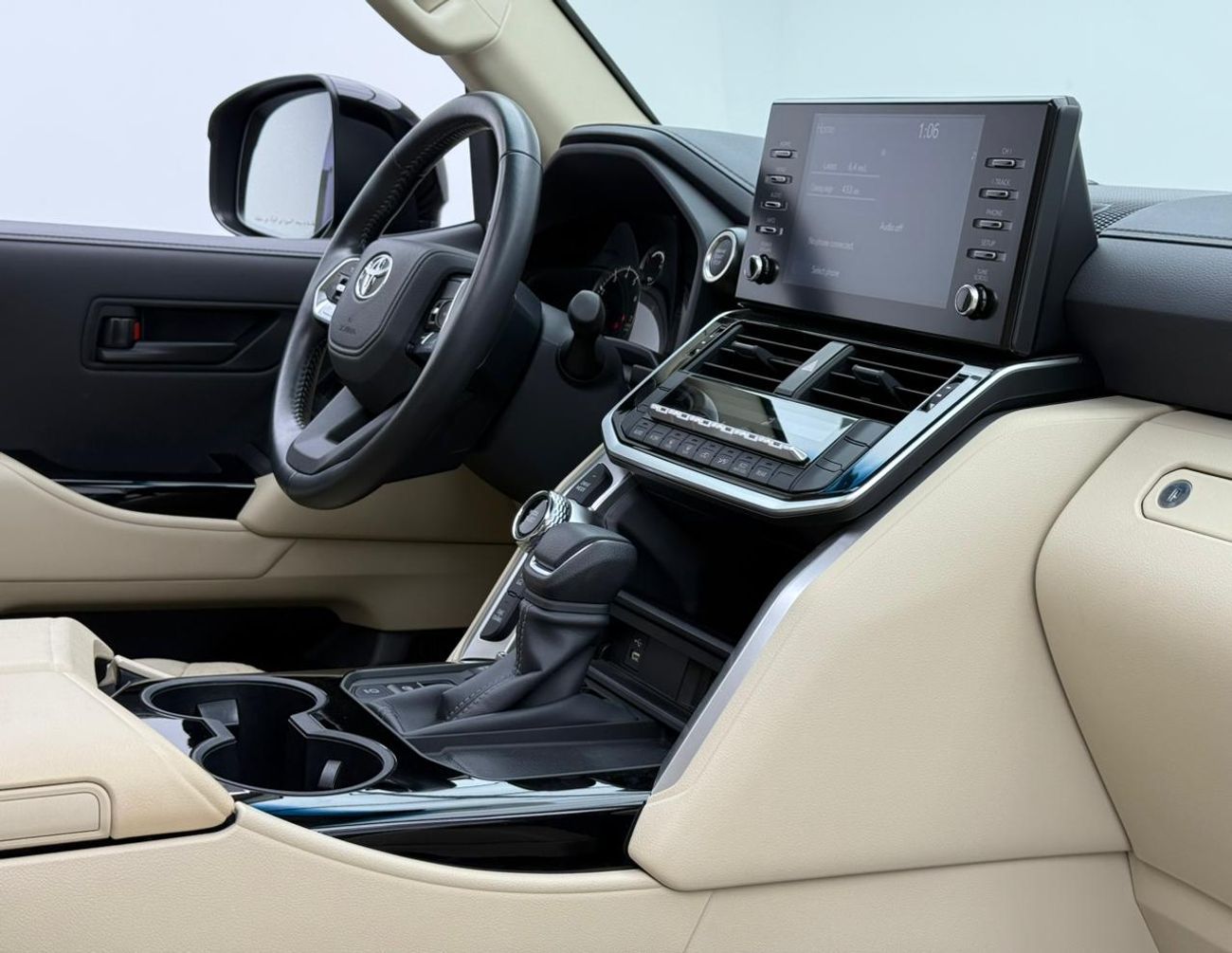 Toyota Land Cruiser EXR 3.5L 2024 Toyota Land Cruiser EXR ,Al Futtaim Warranty ,Full Agency Service History ,GCC