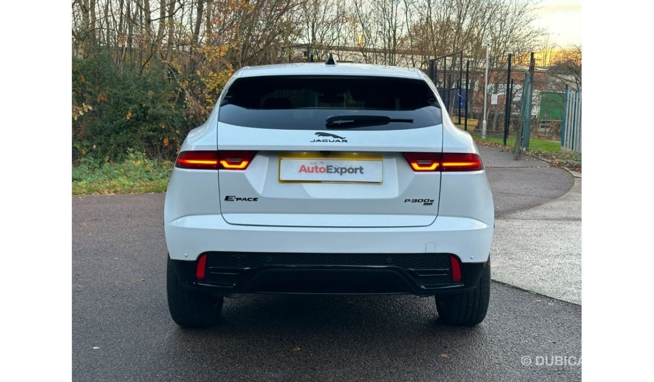 Jaguar E-Pace P300e