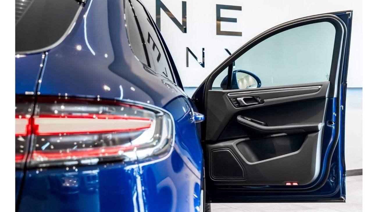 Porsche Macan 2024 Porsche Macan, 2026 Porsche Warranty, Sports Exhaust, Low KMs, GCC