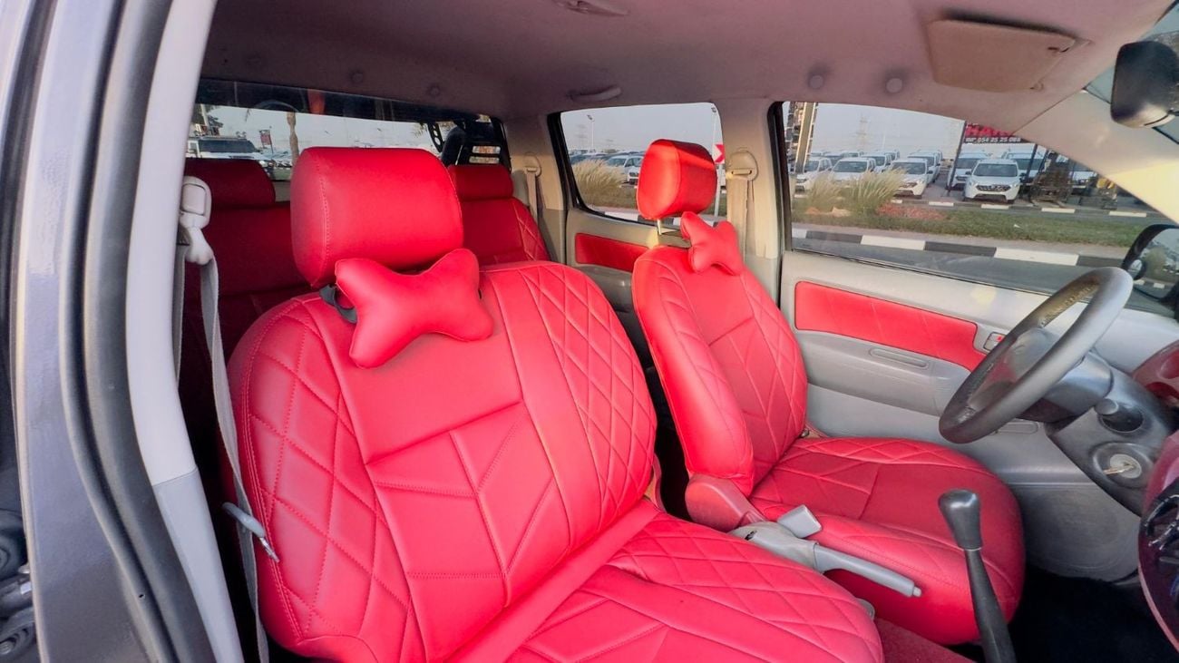 تويوتا هيلوكس -