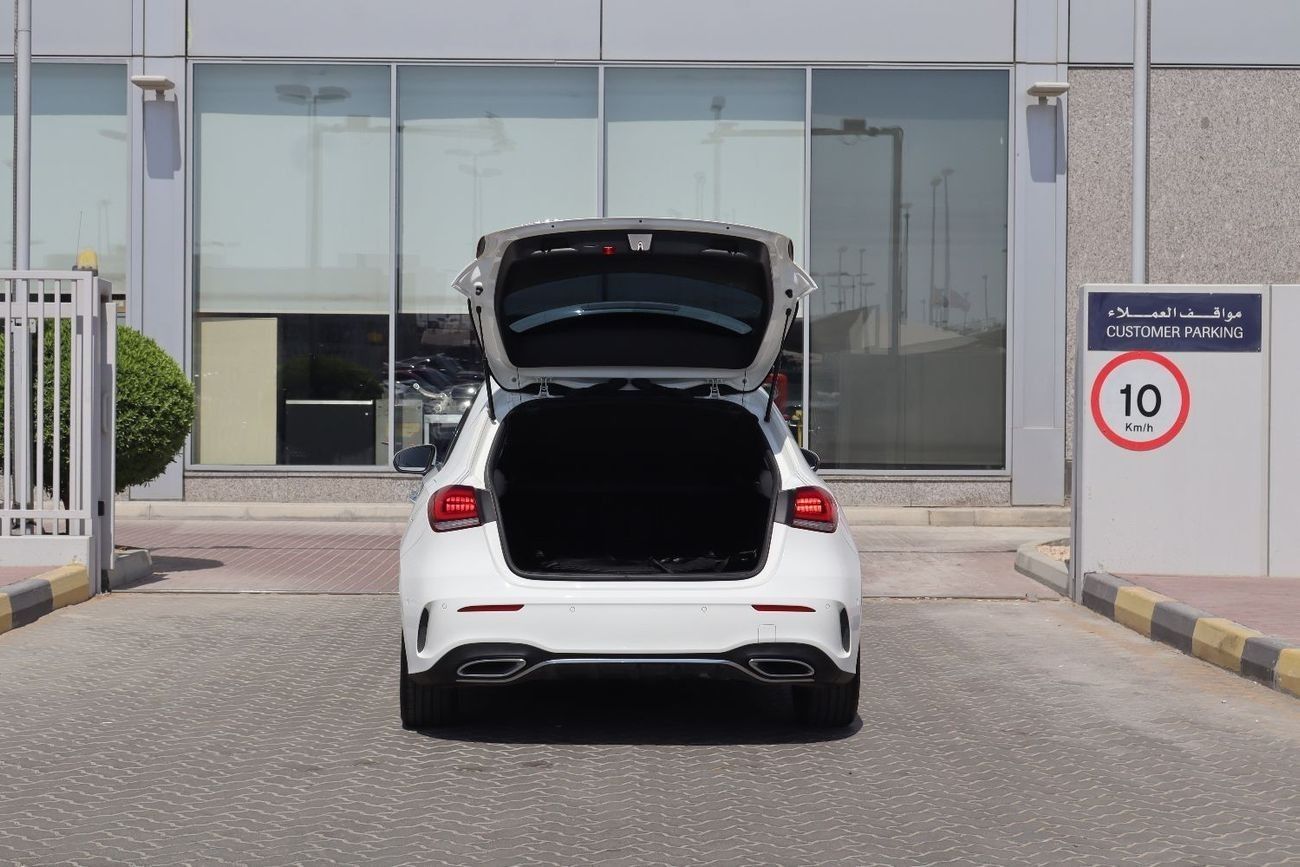 مرسيدس بنز A 250 Std 2.0L (224 HP)