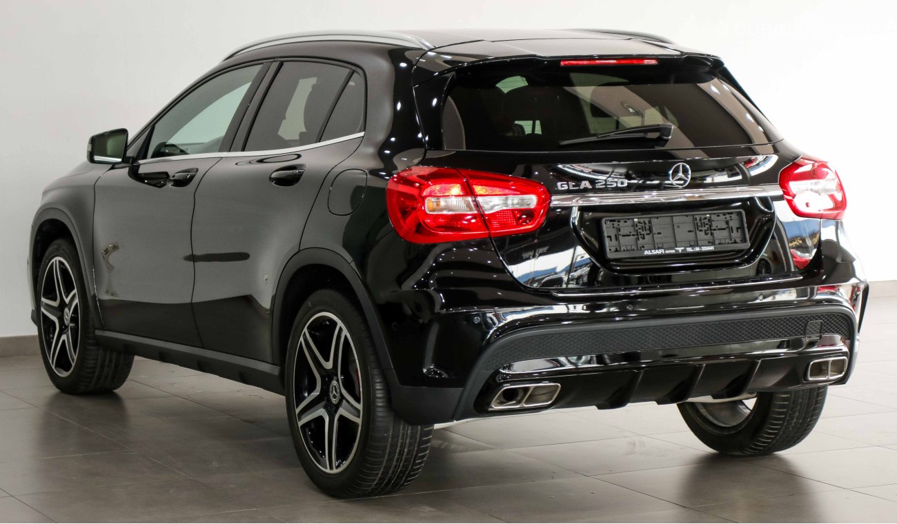 مرسيدس بنز GLA 250 American Specs