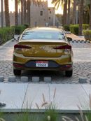 Hyundai Elantra Standard 2.0L GCC 2.0L