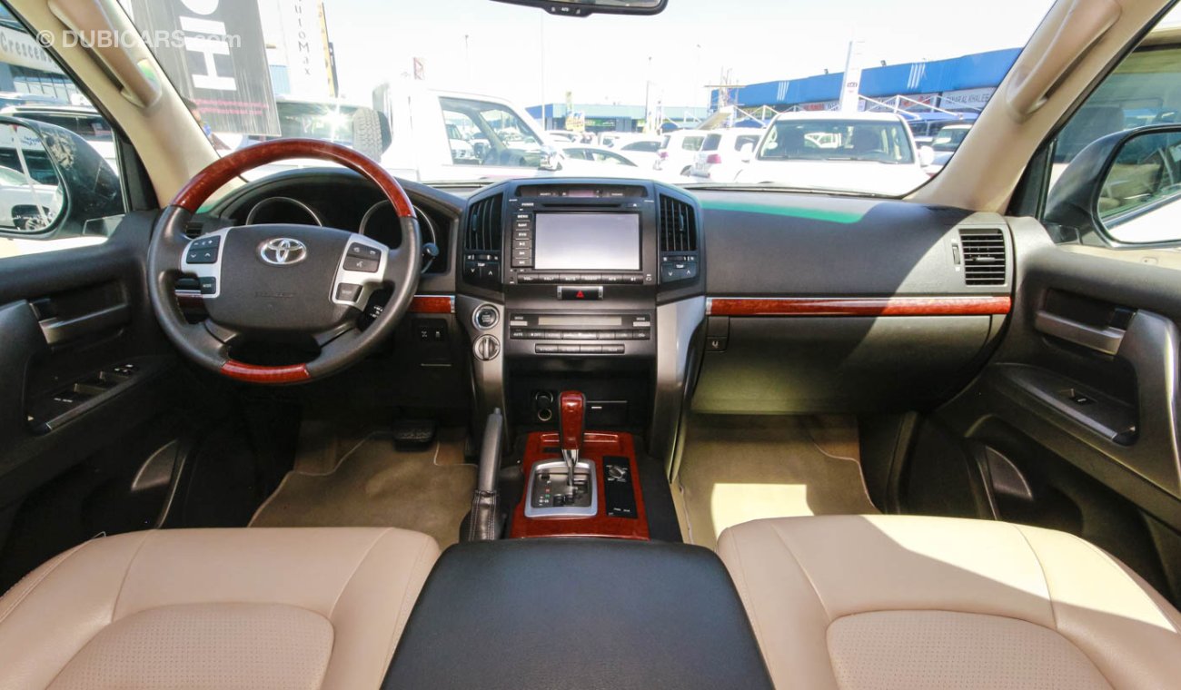 Toyota Land Cruiser VXRi 5.7