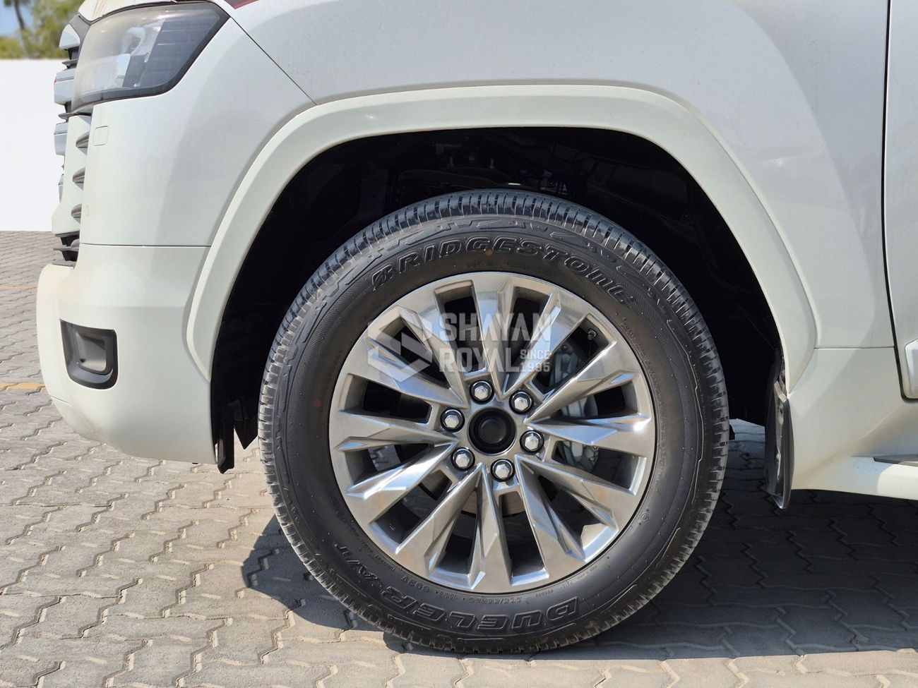 تويوتا لاند كروزر LC300 4.0L PETROL V6 GX-R FULL WITH-RDR AT 7S 2025MY