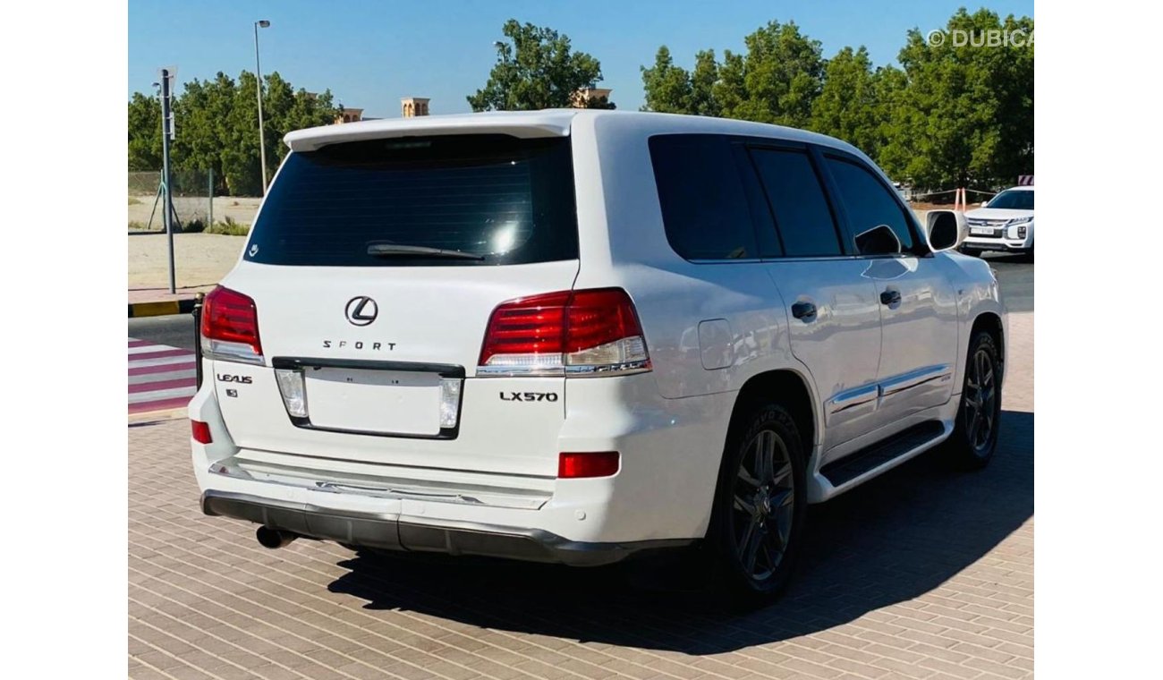 Lexus LX570