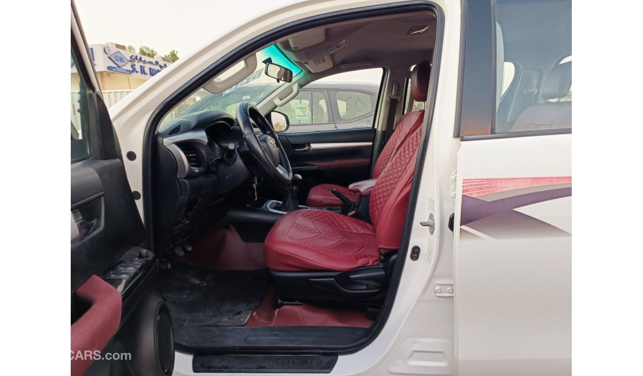 تويوتا هيلوكس 2.4L  Petrol, Manual Gear Box / Leather Seats / 4X4 (LOT # 94920)