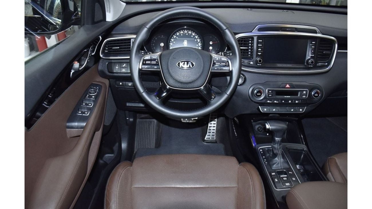 Kia Sorento EXCELLENT DEAL for our KIA Sorento AWD V6 ( 2020 Model ) in Black Color GCC Specs