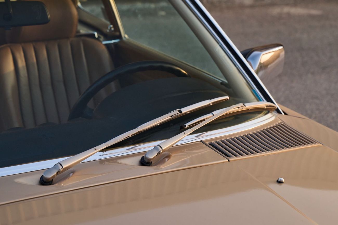 Mercedes-Benz SL 560