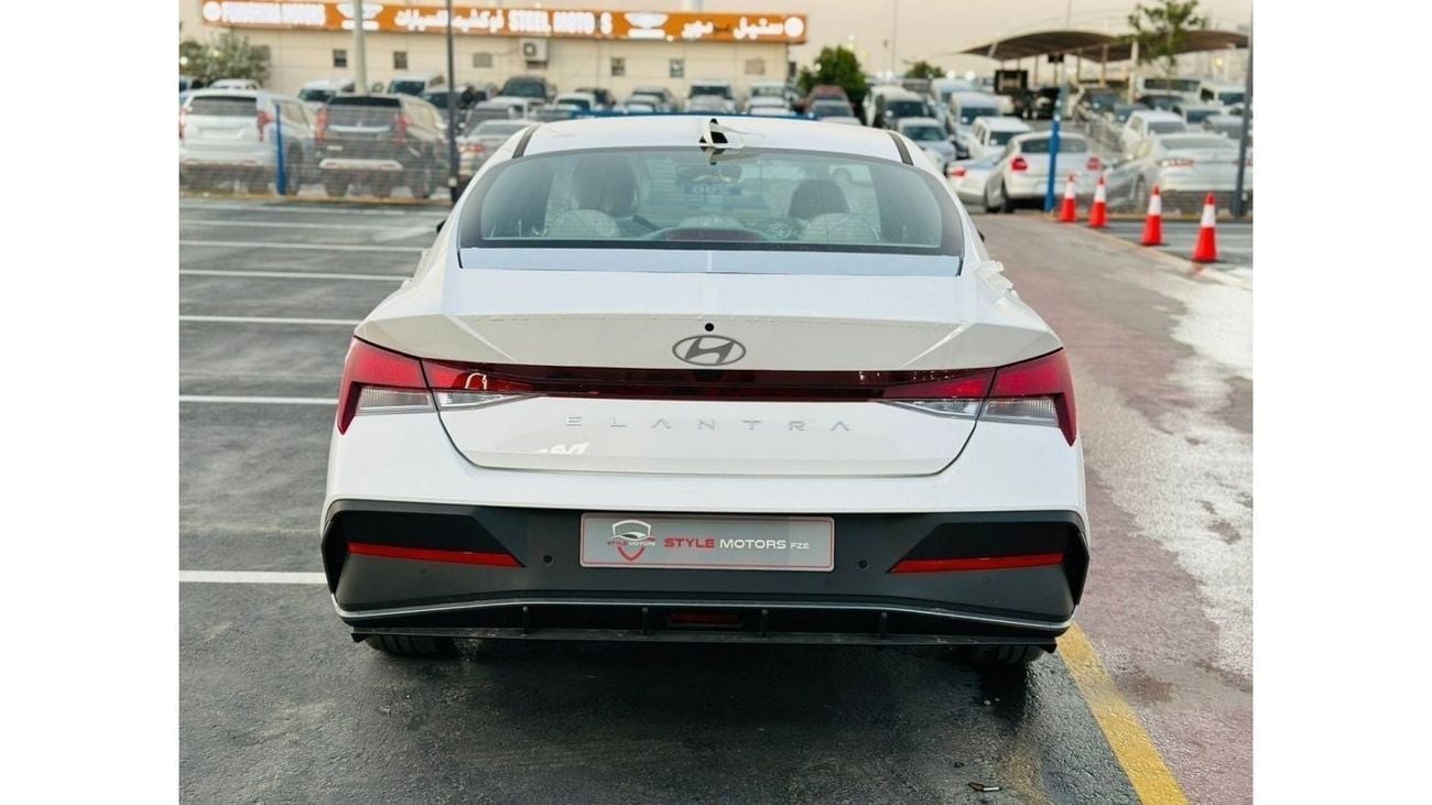 هيونداي إلانترا Hyundai Elantra 1.6L PETROL 2024 GCC Specs sunroof