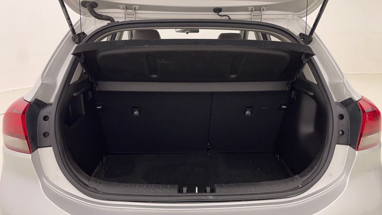 كيا ريو EX 1.4 | بدون دفعة مقدمة | اختبار القيادة في المنزل