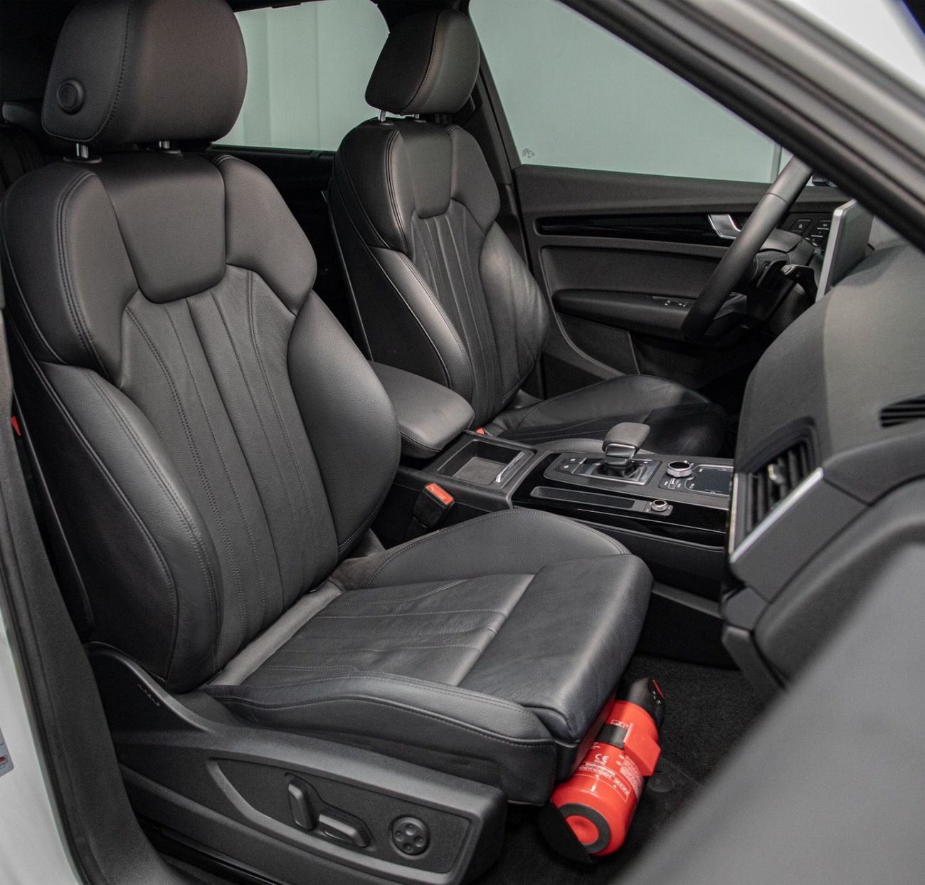 Audi Q5 45 TFSI Quattro S Line 2.0L (252 HP)