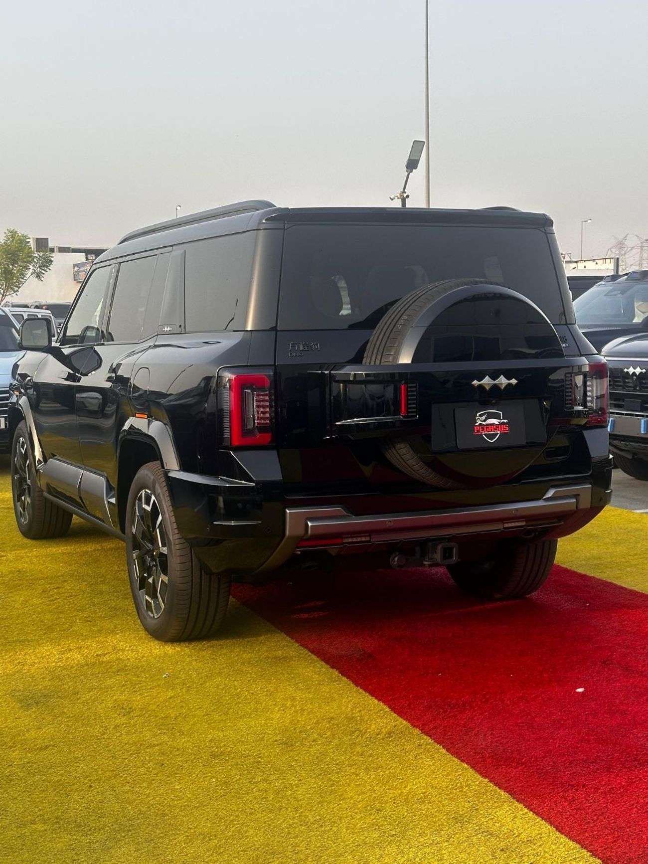 BYD Leopard 8 BYD Leopard 8 Smart and Brave Flagship Edition (7 Seats)