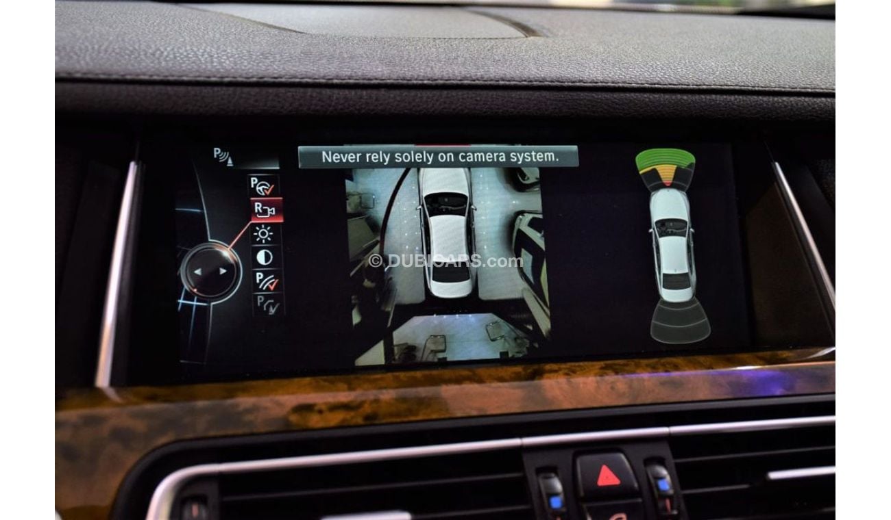 BMW 740Li HEAD OF PERFORMANCE ! ( LOW MILEAGE 87,000 KM ) BMW 740Li 2014 Model GCC Specs
