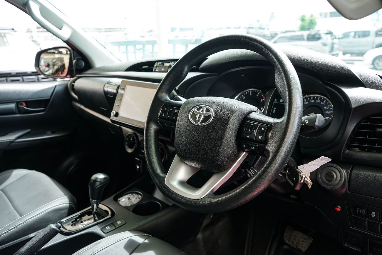 تويوتا هيلوكس