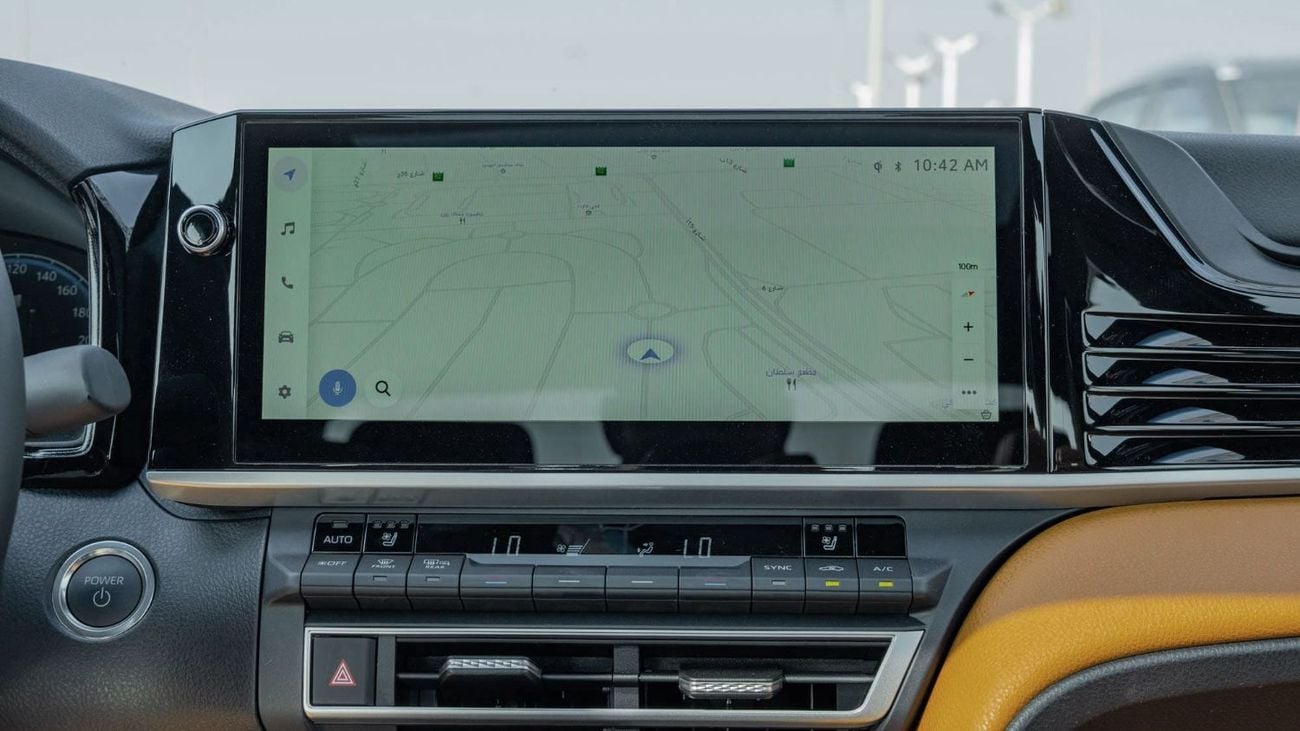 Toyota Camry 2025 Toyota Camry Lumiere 2.5L AT Hybrid (Silver-Tan)