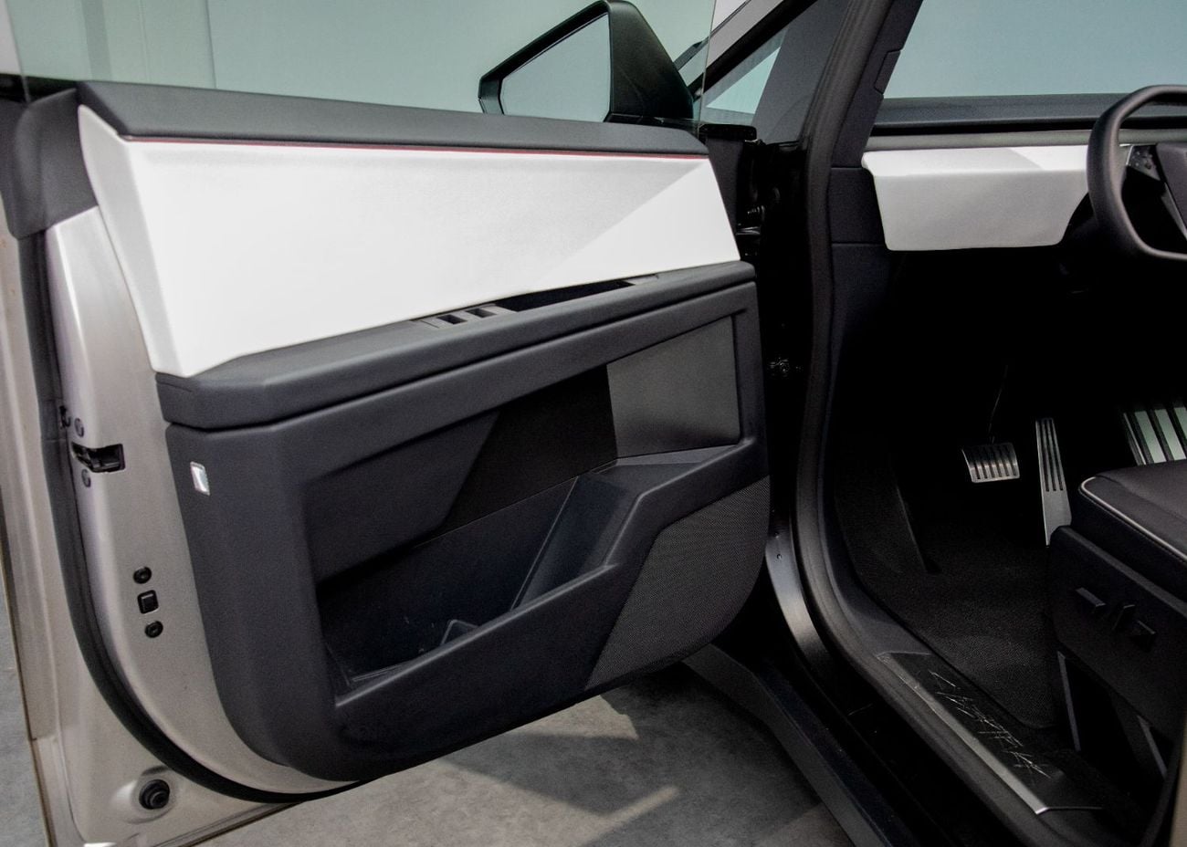 Tesla Cybertruck FOUNDATION SERIES AWD